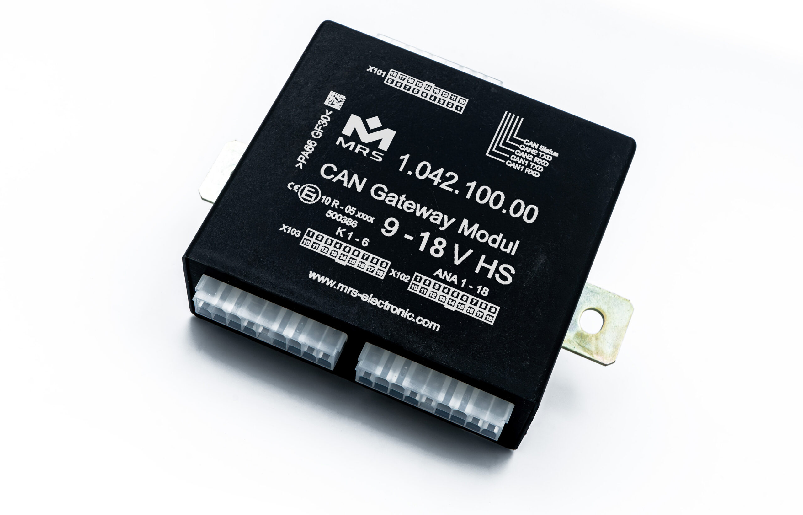 1-042-CAN-Gatway-Modul-schraeg CAN Gateway Module - Image 1
